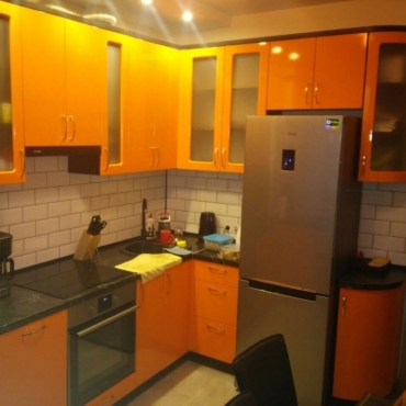Кухня (оранжевый) индивидуальный заказ №106