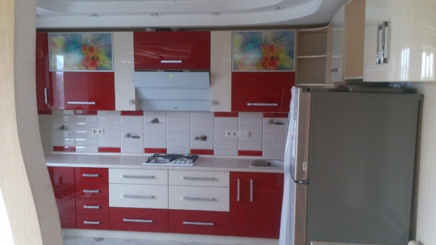 Кухня (красный/белый) индивидуальный заказ №187