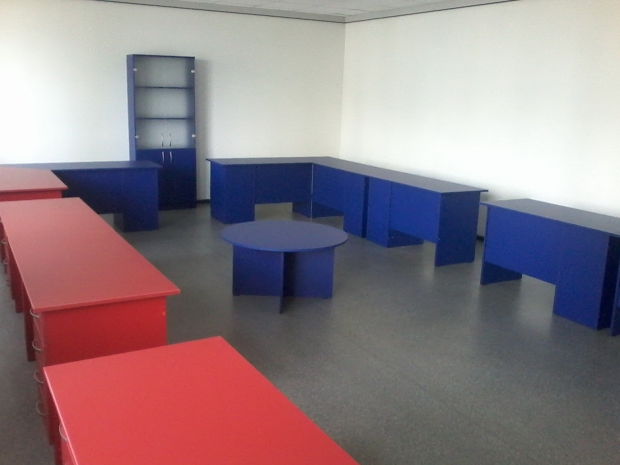 Комплект мебели для офиса (синий/красный) индивидуальный заказ №222